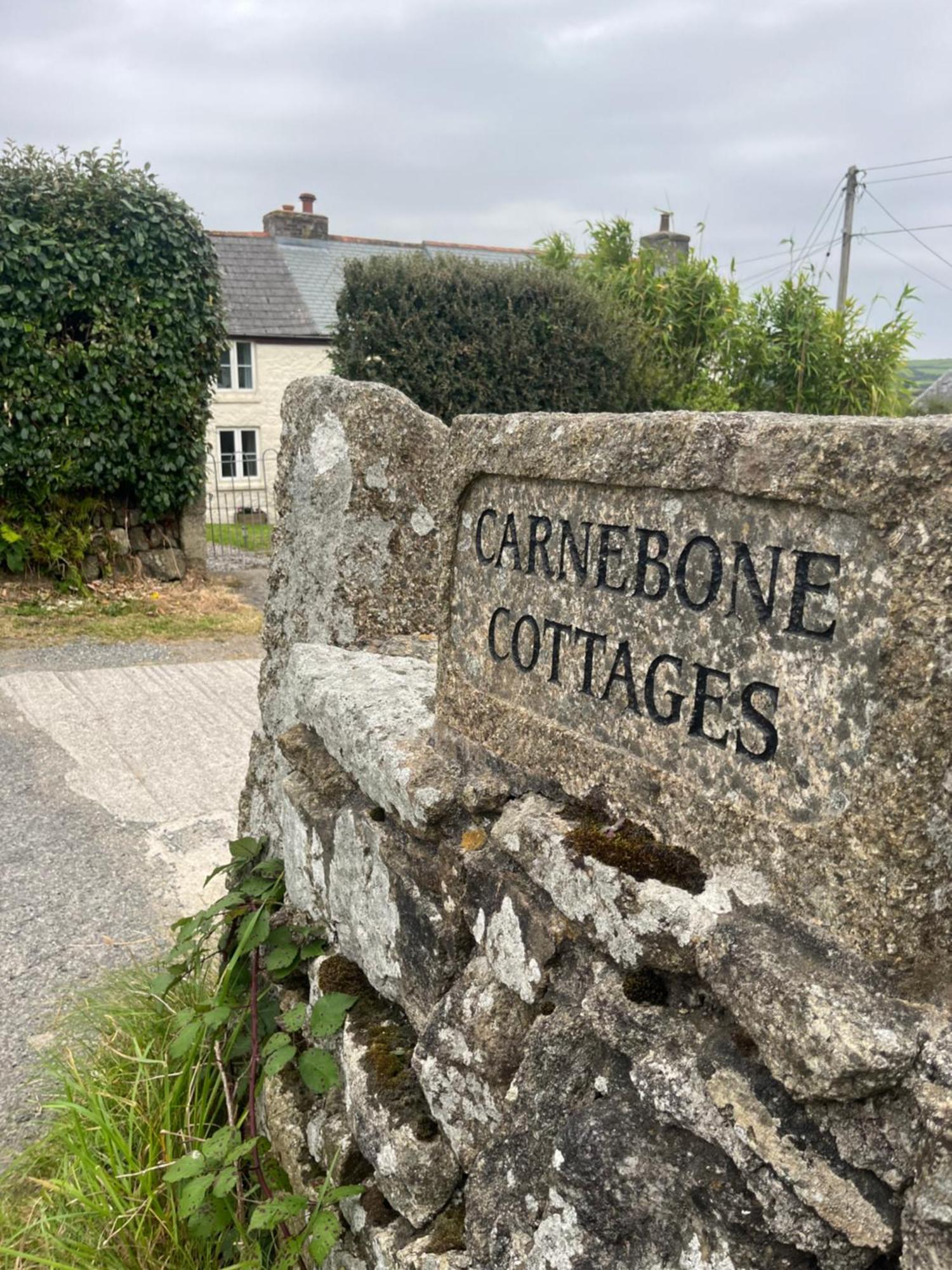 1 Carnebone Cottages Porkellis 外观 照片